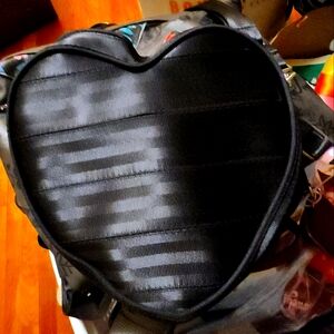 Harveys Convertible Crossbody Sweetheart Black Bag